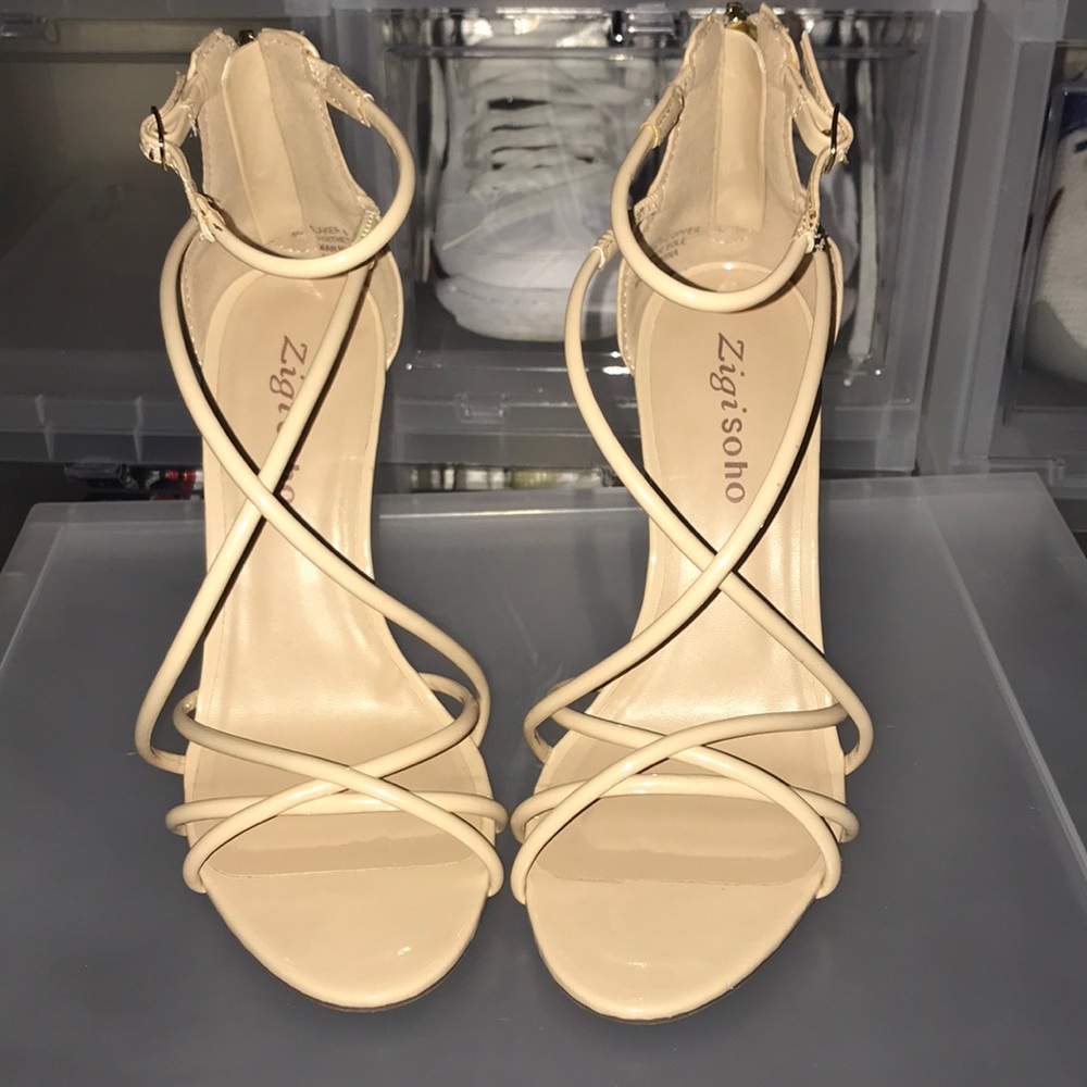 Zigi soho strapped sandal